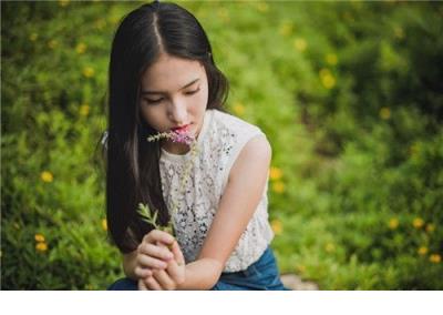 写一篇读书笔记有好词好句 绿野仙踪的好词佳句